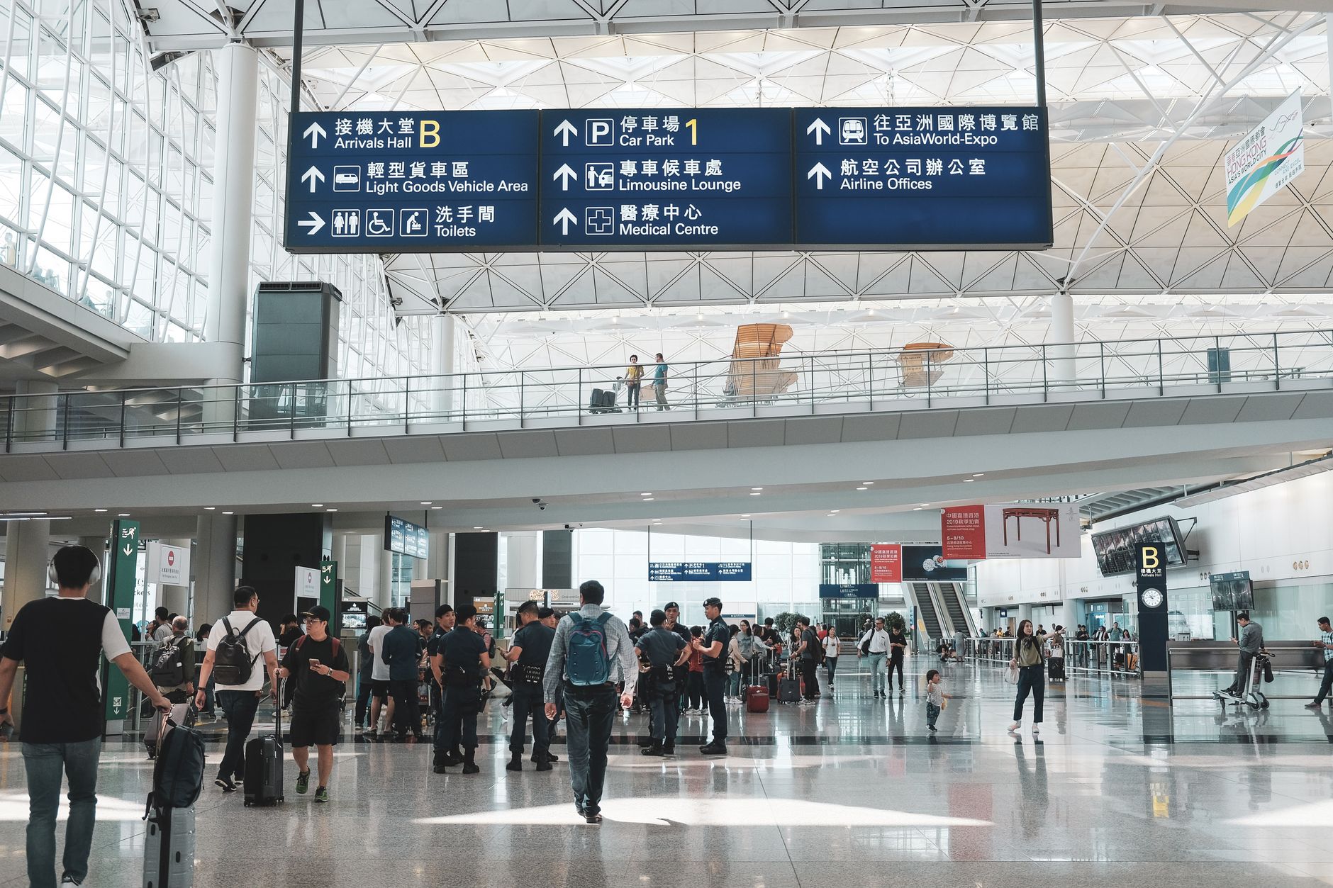 Aena limita capacidad en Barajas y El Prat por saturación turística