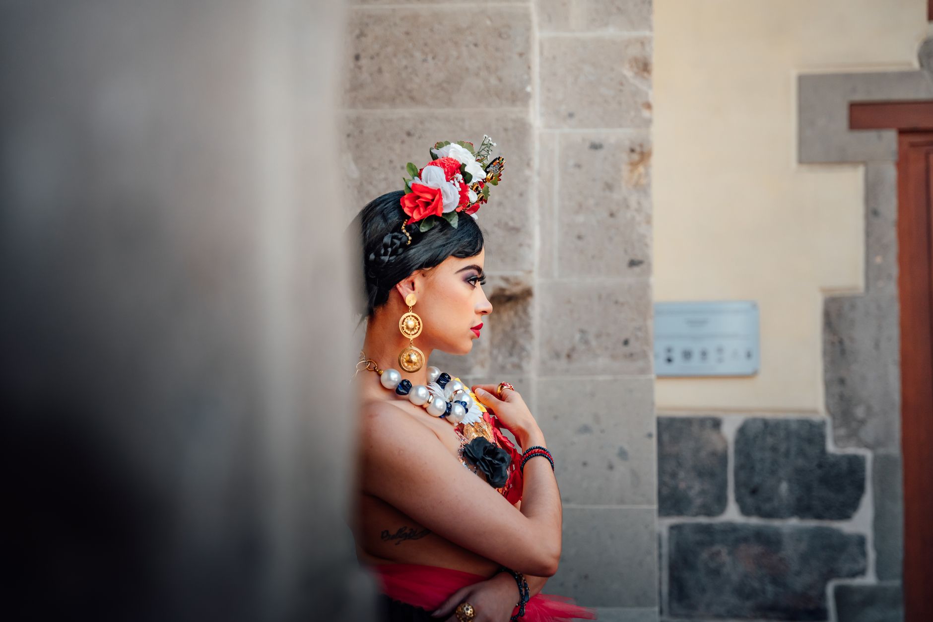 Colección Gelman con obras de Kahlo se exhibe en Madrid tras protestas