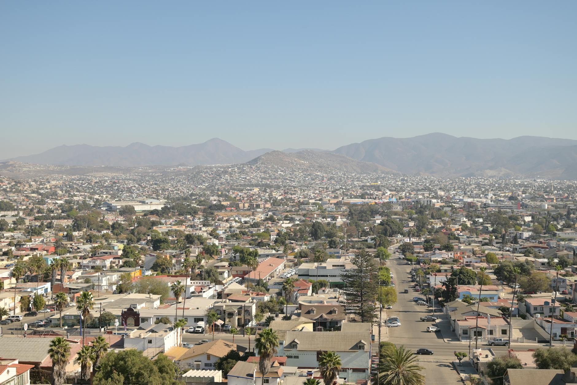 Crisis migratoria en frontera México-EEUU: muertes bajo custodia e ICE y esquemas de corrupción de 40 mil pesos