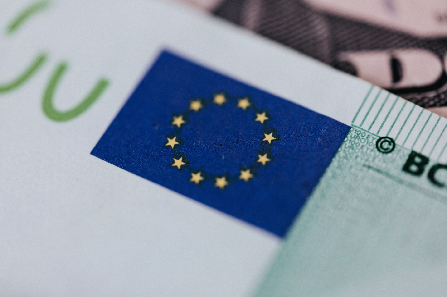 Europa endurece regulación fiscal contra comercio electrónico asiático: Shein y Temu pagarán IVA desde junio de 2026
