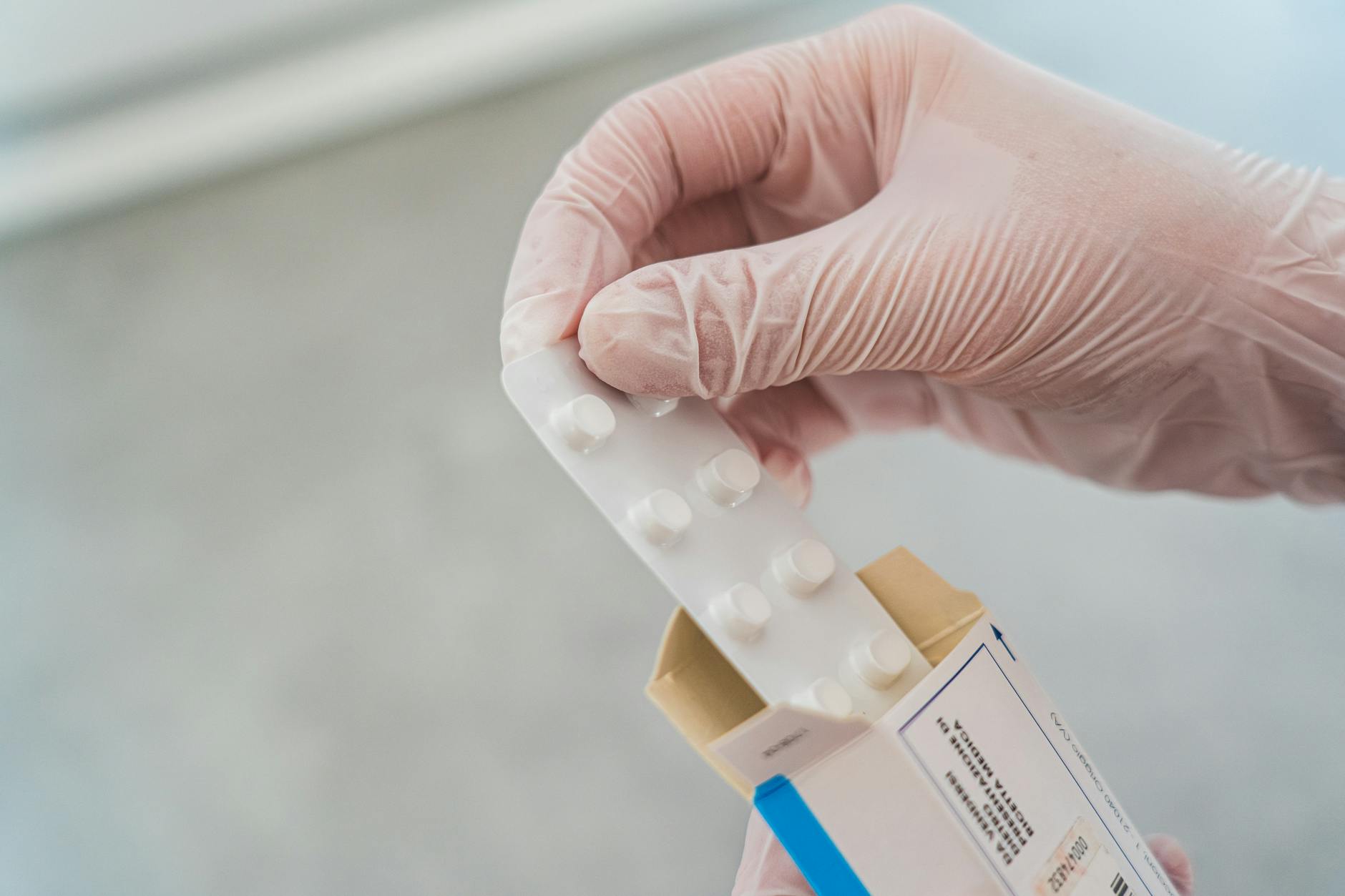 Medicamentos falsos infiltran salud pública mexicana tras 80 años de evolución institucional